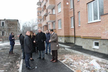 В городе Владикавказе Республики Северная Осетия-Алания сдан в эксплуатацию многоквартирный дом, в который из аварийного жилья переедут 39 семей