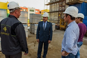 Глава города Кирова Кировской области проинспектировал ход реализации программы переселения граждан из аварийного жилищного фонда