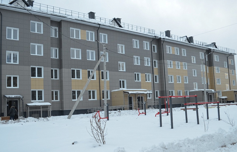 311 человек переезжают в две новостройки из аварийного жилья в Онеге Архангельской области 
