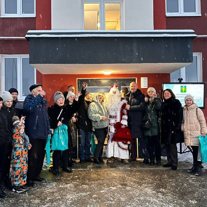 В Новоселье Ленинградской области 65 семей переезжают из аварийного жилья в новые квартиры