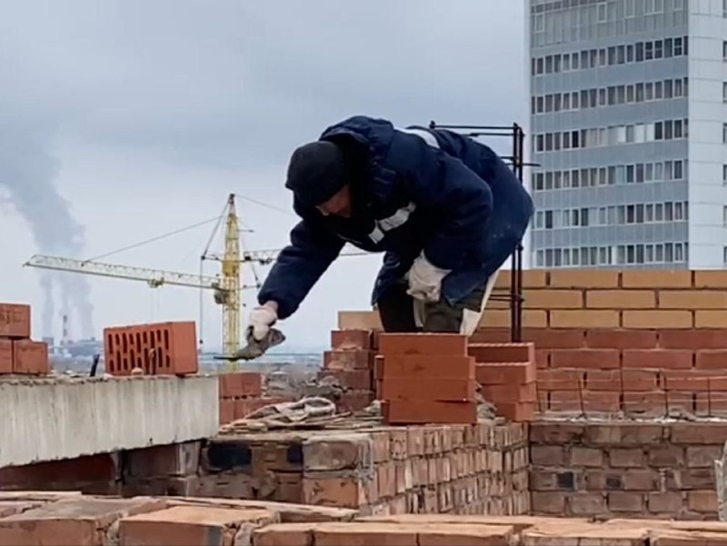 Константин Тимофеев: продолжается строительство проблемного объекта Республики Хакасия 