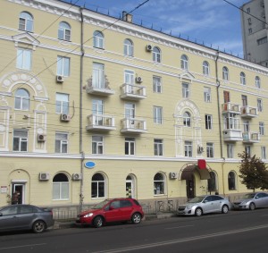 В Воронежской области до 1 октября 2017 года в рамках программы капитального ремонта заменят 121 лифт в 31 многоквартирном доме