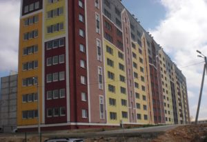 Исполняющий обязанности заместителя губернатора города федерального значения Севастополя Михаил Демиденко призвал застройщиков к участию в программе по переселению граждан из аварийного жилищного фонда