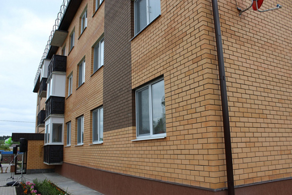 В Ивнянском районе Белгородской области до конца лета 2022 года ключи от квартир в новом доме получат 43 человека, которые в настоящее время проживают в аварийном жилищном фонде 