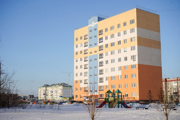 В Кемеровской области - Кузбассе в рамках реализации национального проекта «Жилье и городская среда» гражданам, проживавшим в аварийных домах, предоставляются новые квартиры 