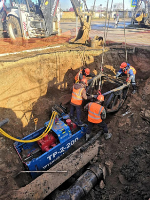 В городе Елабуге Республики Татарстан проводится реконструкция канализационного коллектора в рамках проекта модернизации систем коммунальной инфраструктуры с участием средств Фонда ЖКХ