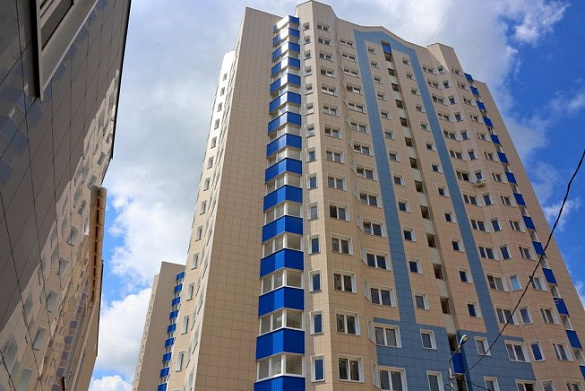 В городе Липецке в 2021 году из аварийных домов в новые квартиры в рамках национального проекта «Жилье и городская среда» переехали 908 человек