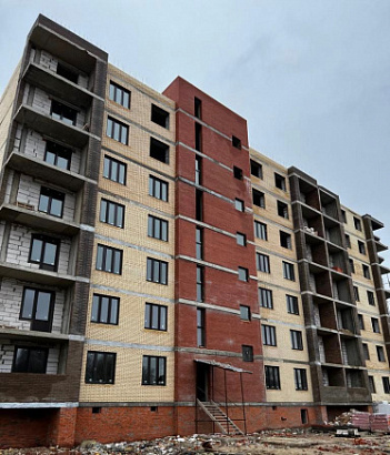 В городских округах Клин и Шатура Московской области ведется строительство трех многоквартирных домов для переселения из аварийного жилья более 490 человек