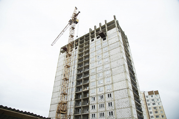В городе Липецке проверили ход строительства многоквартирного дома, в который в конце 2021 года переедут порядка 350 переселенцев из аварийного жилья