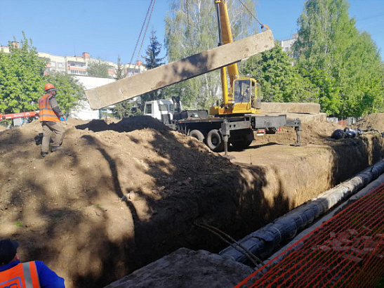 В городе Курске проводится реконструкция тепловых сетей в рамках проекта модернизации систем коммунальной инфраструктуры с участием средств Фонда ЖКХ