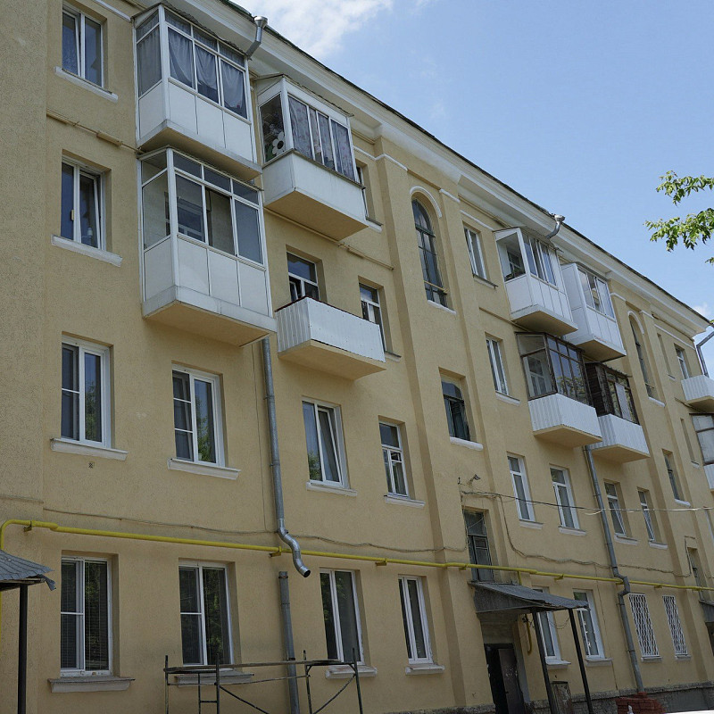 В 2025 году работы по капремонту провели в 49 тыс. многоквартирных домов России