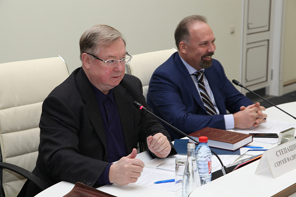 Председатель наблюдательного совета Фонда содействия реформированию ЖКХ Сергей Степашин провел заседание президиума Общественного совета при Министерстве строительства и жилищно-коммунального хозяйства РФ