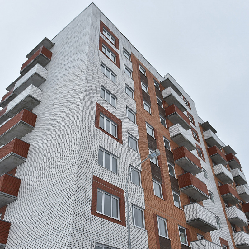 272 жителя аварийных домов в Сарапуле Удмуртской Республики получили ключи от новых квартир