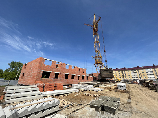 В Рузаевском муниципальном районе Республики Мордовия ведется строительство двух многоквартирных домов, в которые из аварийного жилищного фонда переедут 279 человек 