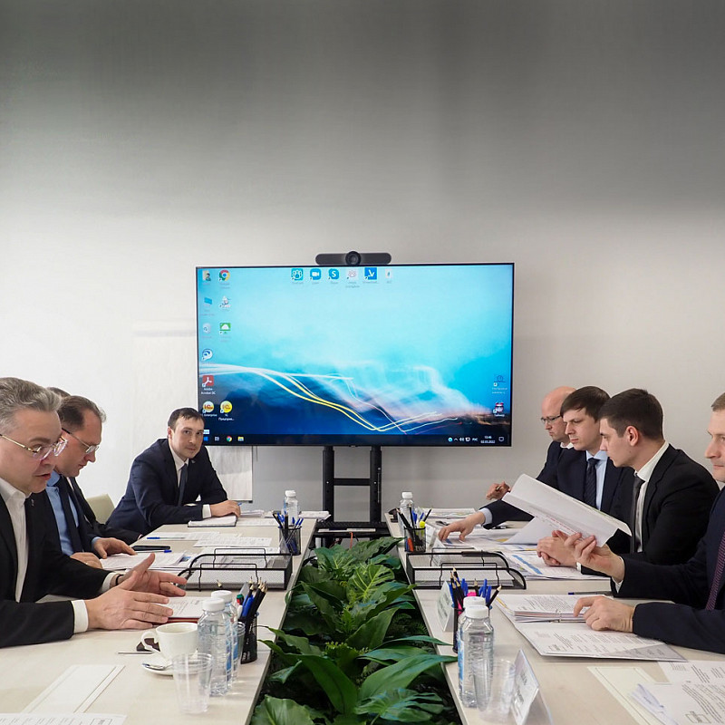 Глава Фонда и губернатор Ставропольского края обсудили вопросы восстановления прав дольщиков в регионе