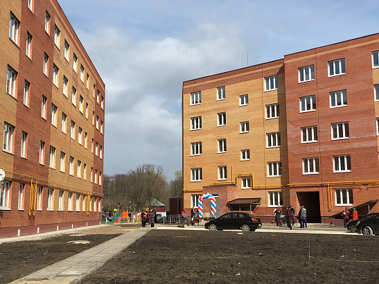 В городском округе Орехово-Зуево Московской области 172 человека получили ключи от новых квартир в рамках реализации программы по переселению граждан из аварийного жилищного фонда