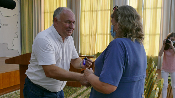 В городе Котовске Тамбовской области 5 семей, проживавших в аварийном жилье, получили ключи от новых квартир 