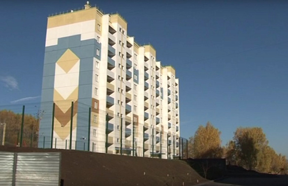 В городе Златоусте Челябинской области построили два многоквартирных дома, в которые из аварийного жилья переедут 280 семей
