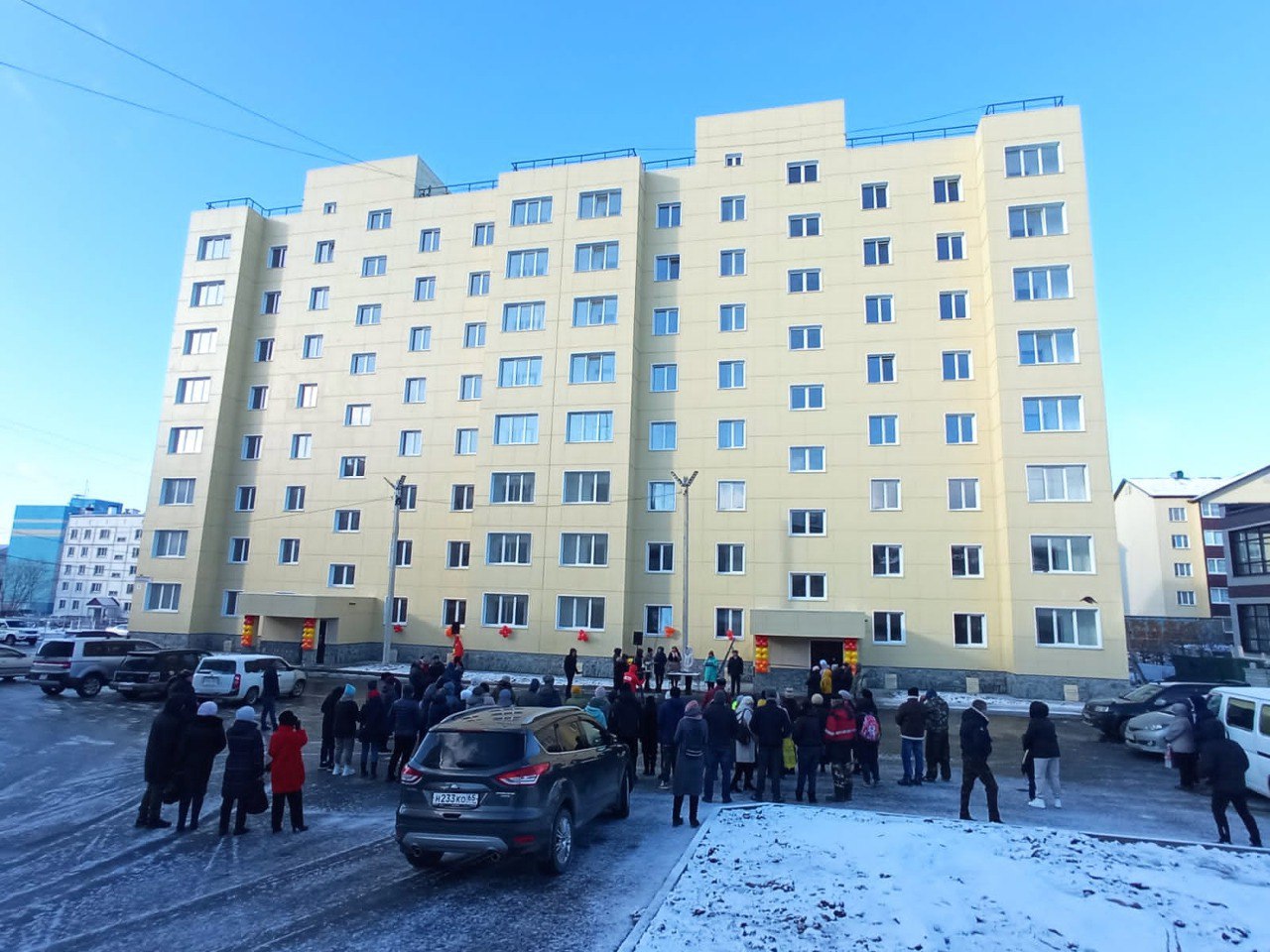 На Сахалине еще 64 семьи переезжают из аварийных домов в новостройку