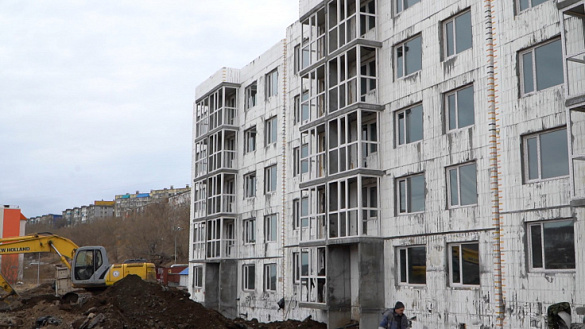 В Камчатском крае в рамках национального проекта «Жилье и городская среда» переселены 1 100 человек из аварийного жилищного фонда, признанного таковым до 1 января 2017 года