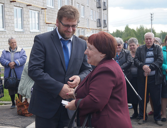 В городе Донском Тульской области 66 семей получили ключи от новых квартир в рамках реализации 185-ФЗ
