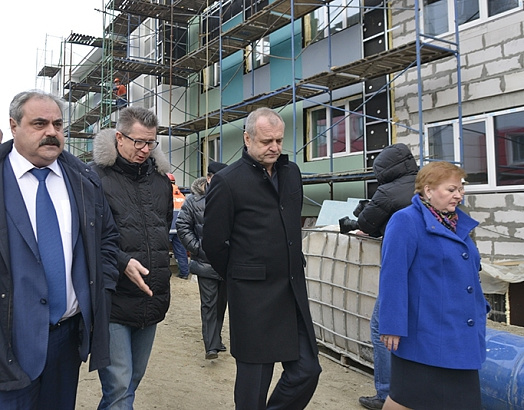 В Мурманской области продолжается реализация программы переселения граждан из аварийного жилищного фонда