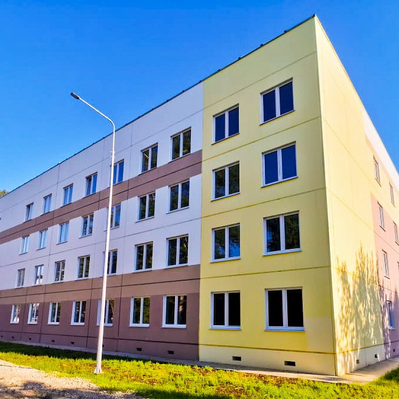 В Краснокамске Пермского края 376 жителей аварийных домов получили ключи от квартир в новостройке