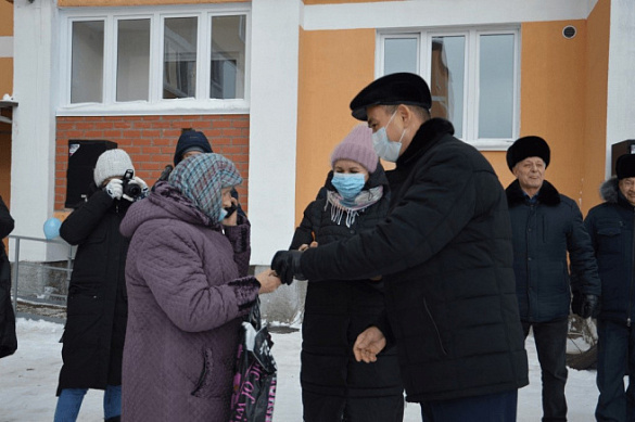 В поселке городского типа Приютово Белебеевского района Республики Башкортостан вручили ключи от новых квартир 188 гражданам, проживавшим в аварийном жилищном фонде 