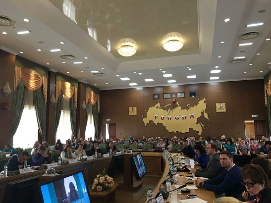 В городе Южно-Сахалинске Сахалинской области проходит межрегиональное  совещание по Дальневосточному федеральному округу на тему «Общественный контроль в сфере ЖКХ: новые задачи и методы»