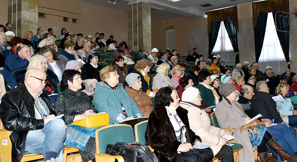 В городе Евпатории прошел семинар в рамках образовательного проекта «Школа грамотного потребителя», посвященный актуальным вопросам сферы ЖКХ