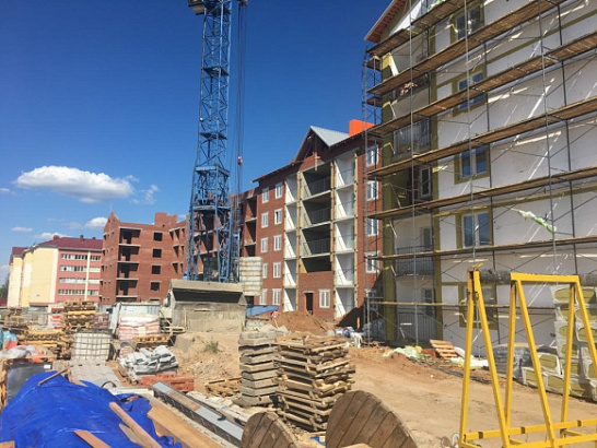 В городе Дюртюли Республики Башкортостан завершается строительство многоквартирного дома, в который из аварийного жилищного фонда планируется переселить 74 человека 